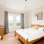 Penthouse With Impressive Views Sleeps 2 To 8 Apartment Bristol