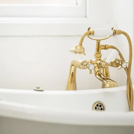 Apartment Large 2 Story Penthouse Apartment, Impressive Views *