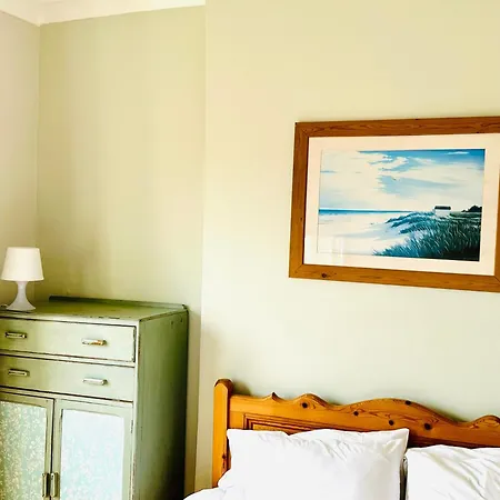 Penthouse With Impressive Views Sleeps 2 To 8 *