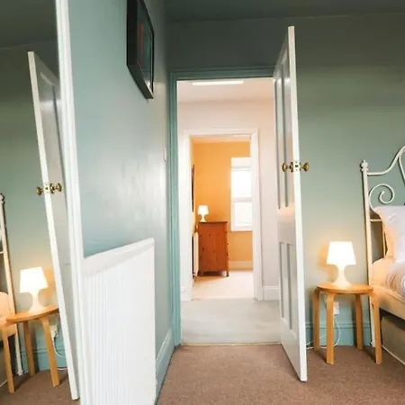 公寓 Penthouse With Impressive Views Sleeps 2 To 8 布里斯托