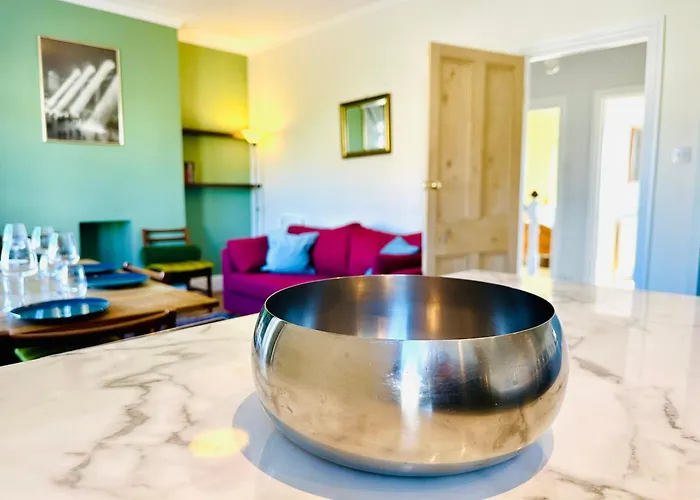 Апартаменти Large 2 Story Penthouse Apartment, Impressive Views Бристоль