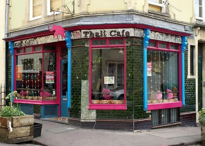 Penthouse With Impressive Views Sleeps 2 To 8 Apartmán Bristol