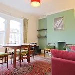Апартаменти Penthouse With Impressive Views Sleeps 2 To 8