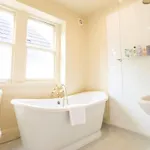 Penthouse With Impressive Views Sleeps 2 To 8 *