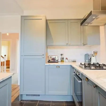 Apartman Large 2 Story Penthouse Apartment, Impressive Views Bristol