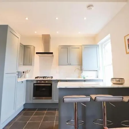 Apartman Large 2 Story Penthouse Apartment, Impressive Views Bristol